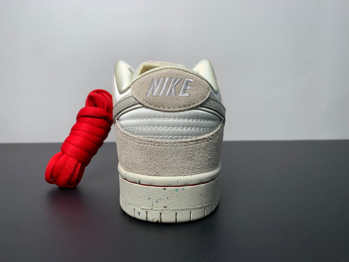 Nike SB Dunk Low Premium “Valentine’s Day” - View 8