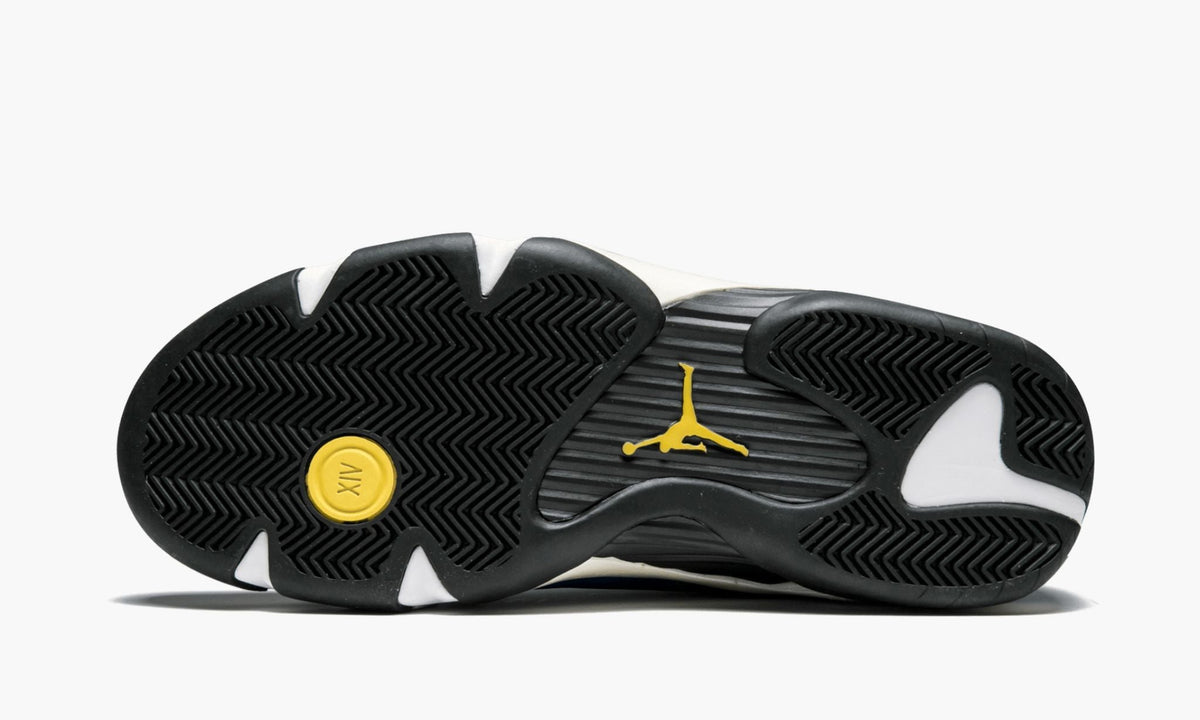 Air Jordan 14 Retro "Laney" - Angle View 12