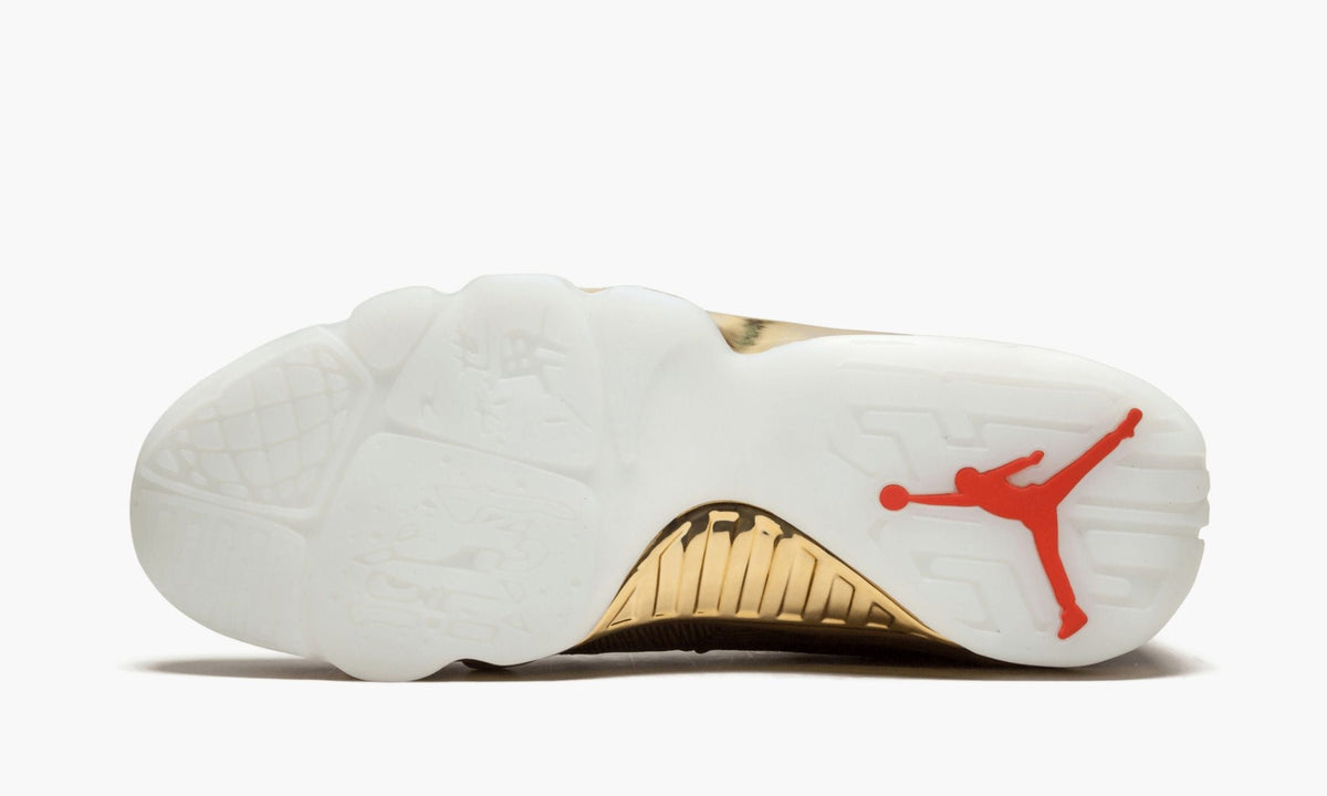 Air Jordan 9 Retro "Carmelo Anthony" - Angle View 6