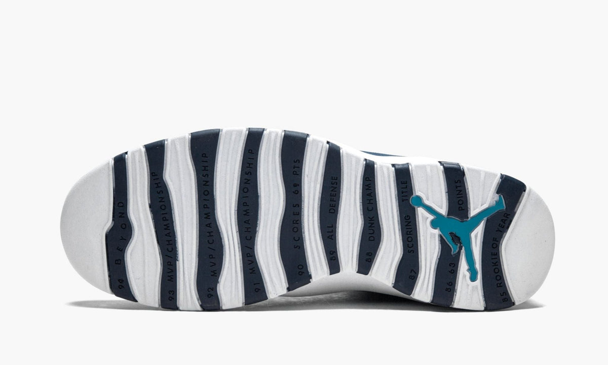 Air Jordan Retro 10 "City Pack - Los Angeles" - Angle View 12