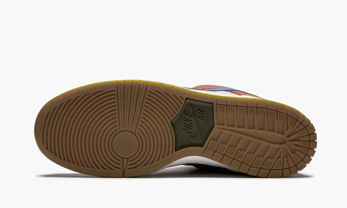 SB Dunk Low Pro "Corduroy" - View 6