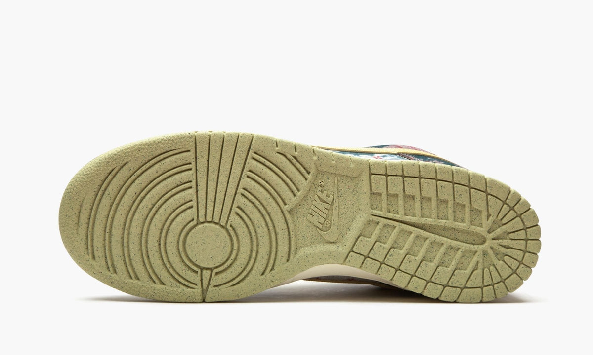 Dunk Low SP "Community Garden" - View 6
