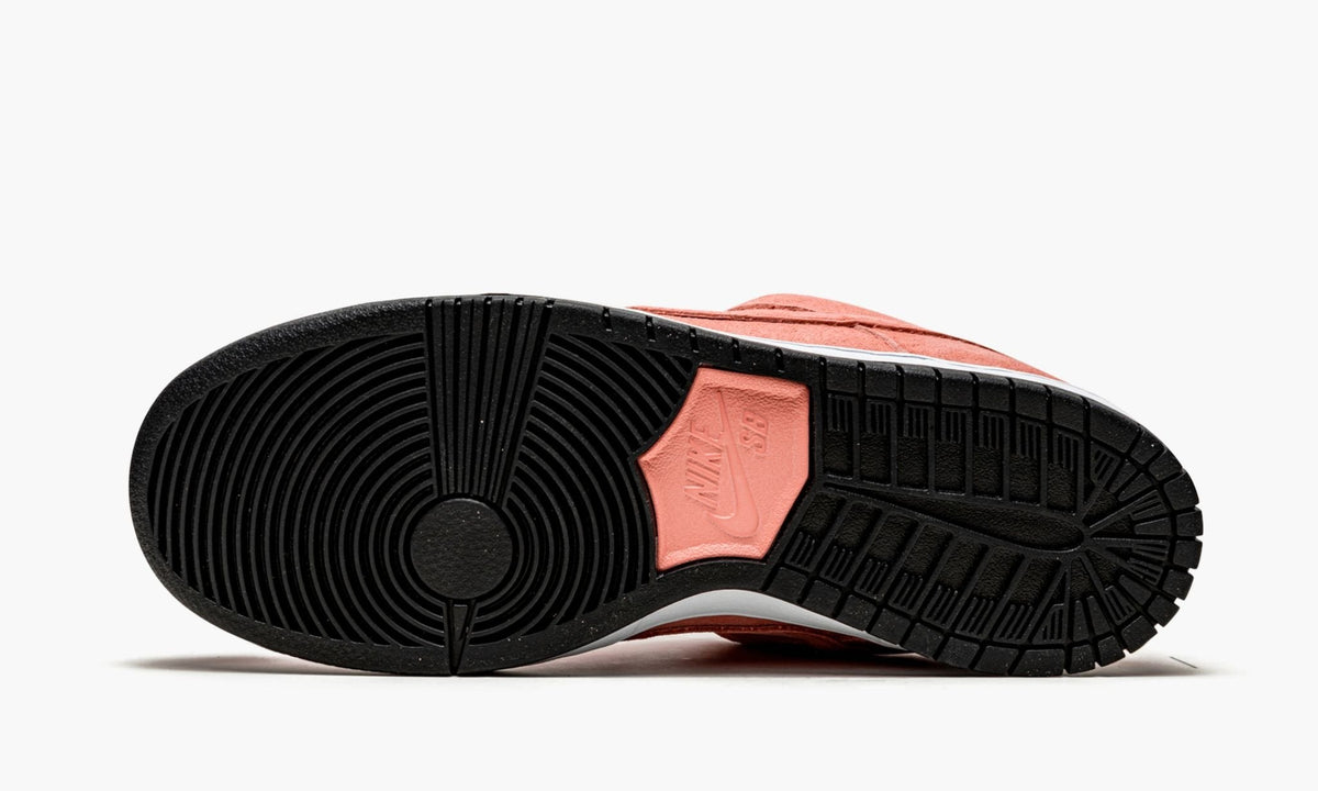 SB Dunk Low Pro "Pink Pig" - View 6