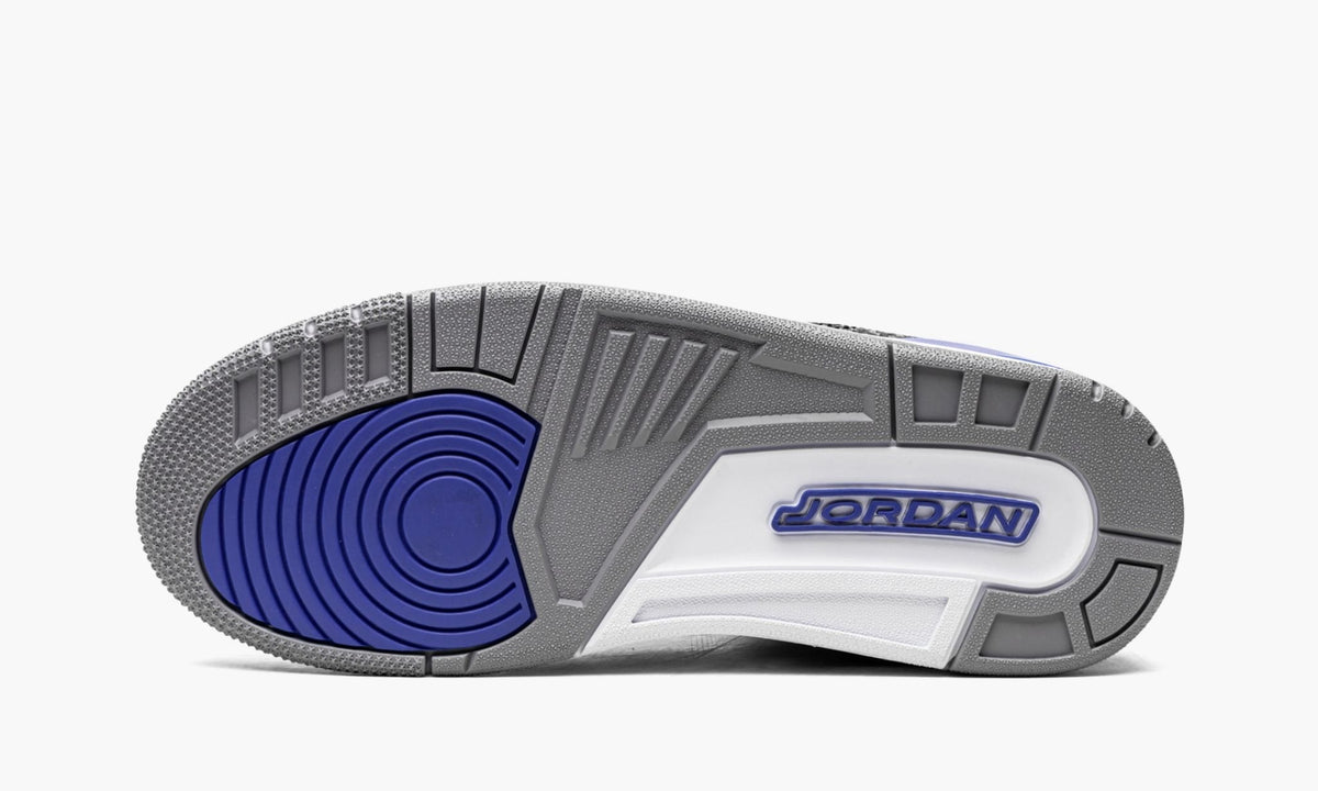 Air Jordan 3 Retro "Racer Blue" - Angle View 6