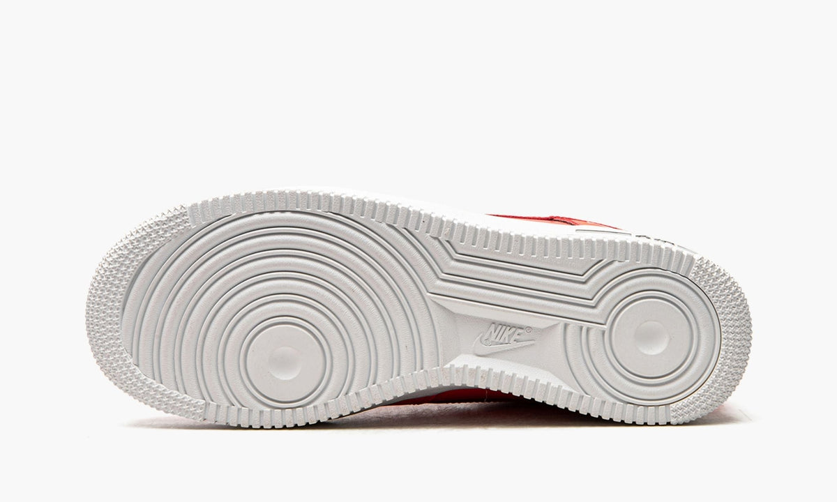 Air Force 1 Low '07 "Double Air Pack - Laser Crimson" - Angle View 6