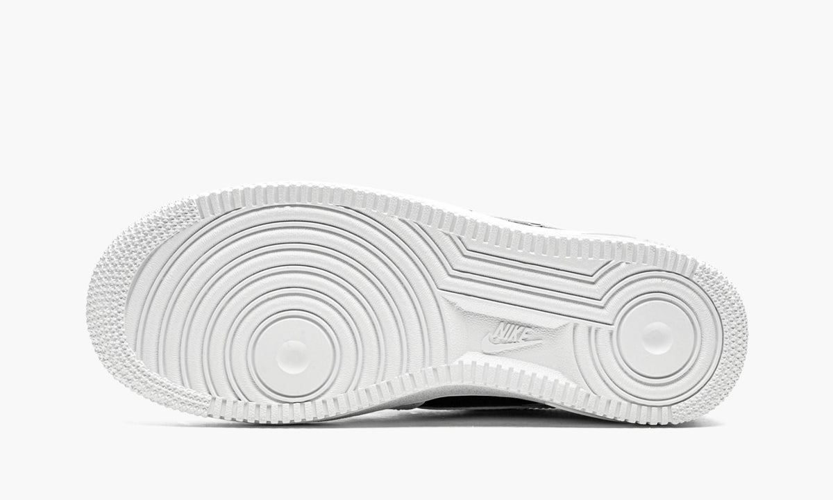 Air Force 1 '07 PRM "Silver Chain" - Angle View 6