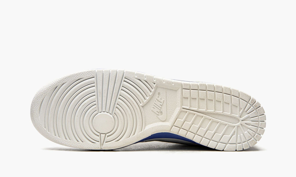 Dunk Low CL "Jordan Pack - True Blue" - View 6