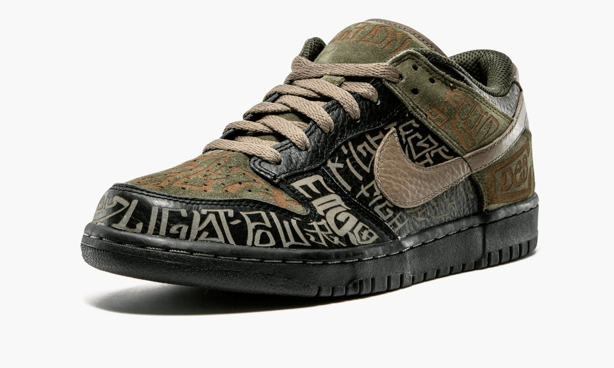 Dunk Low Premium "Doernbecher" - View 6