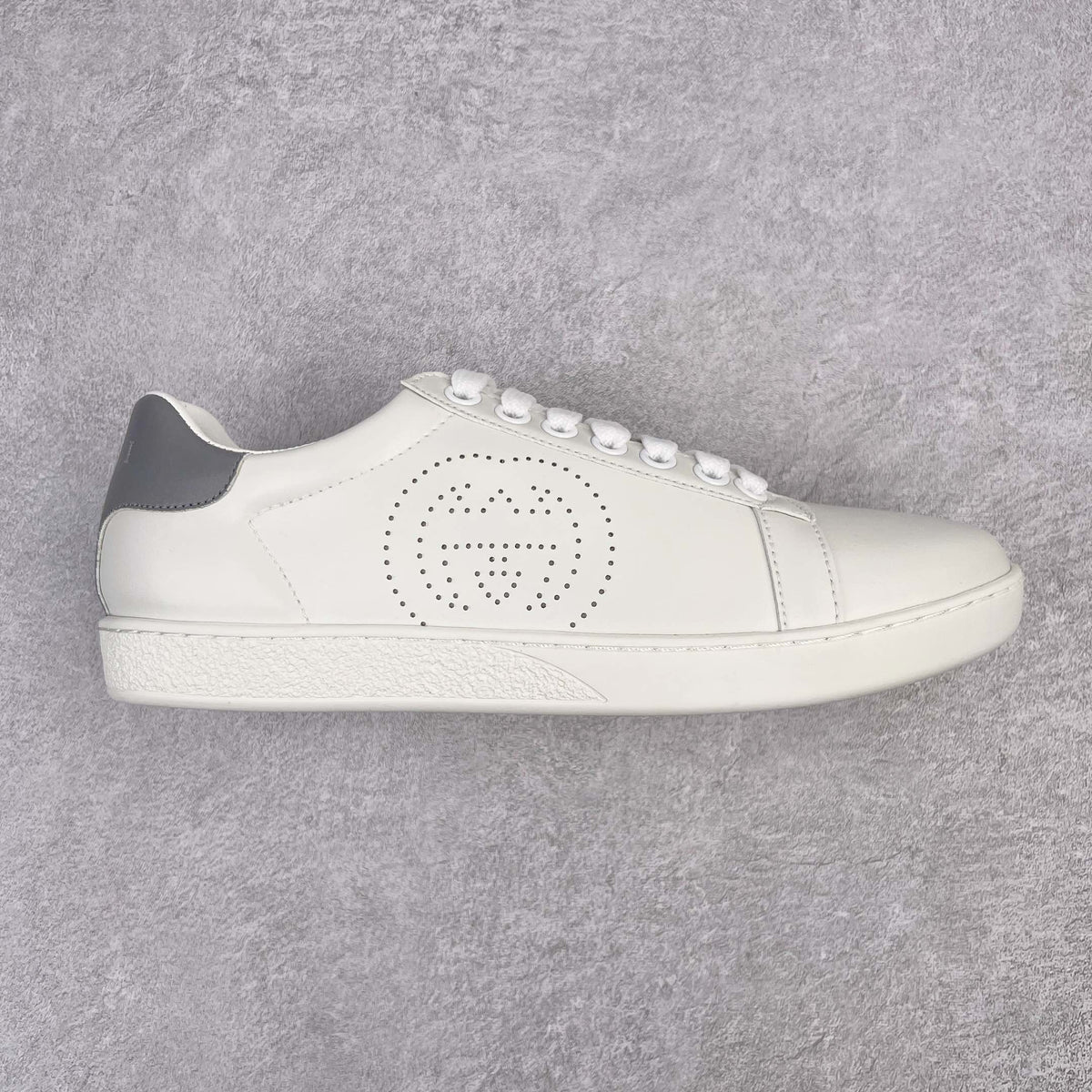 Gucci Wmns Ace 'Interlocking G - White Grey' - Main View