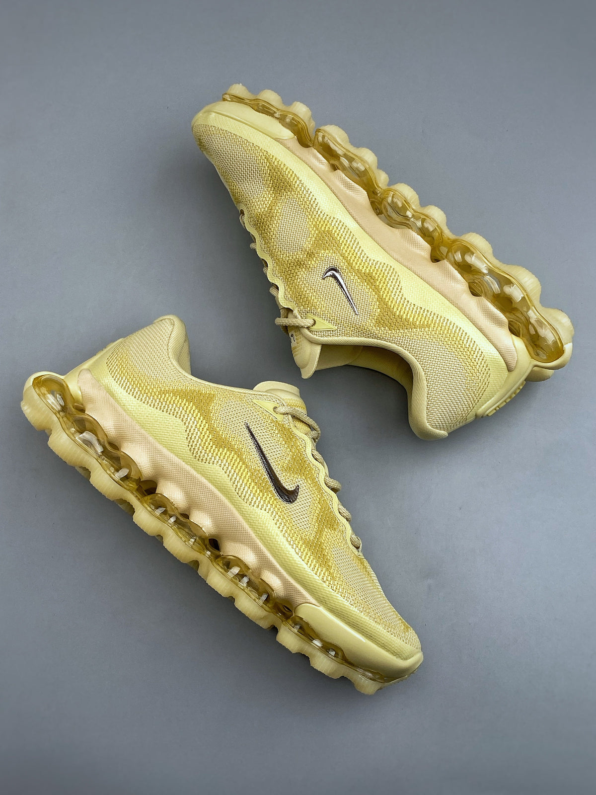 Nike AIR LIQUID MAX Yellow IQ7634 009 - View 9