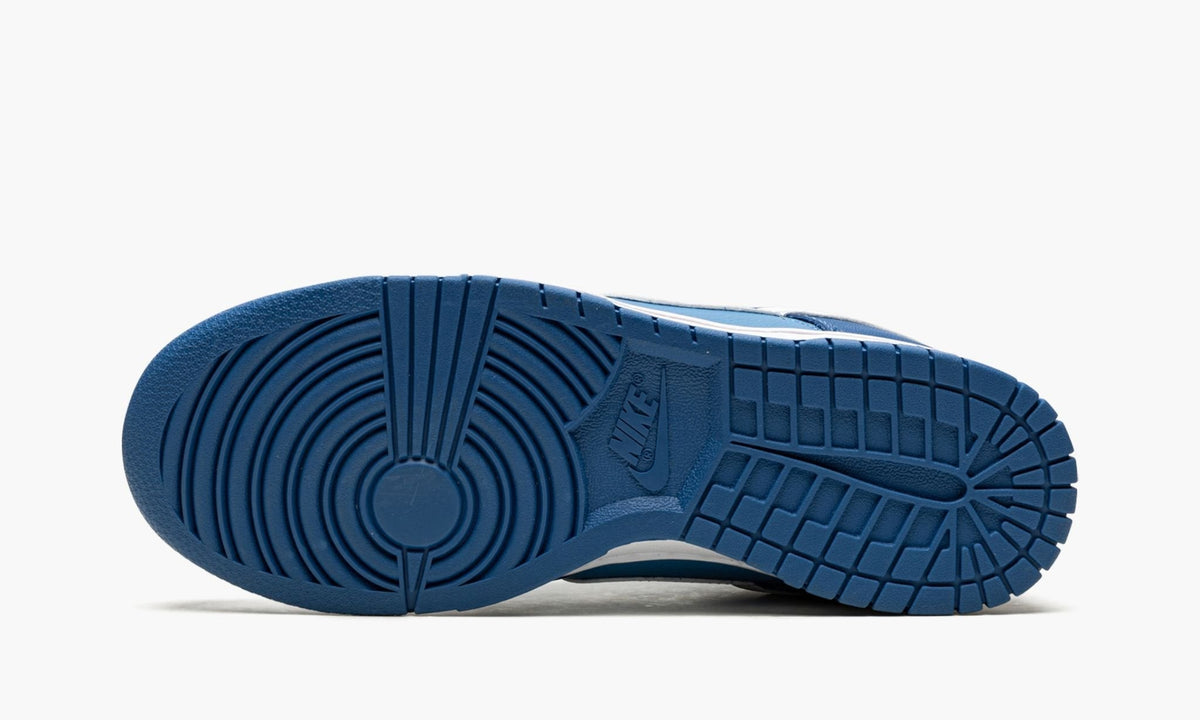 Dunk Low Retro - View 6