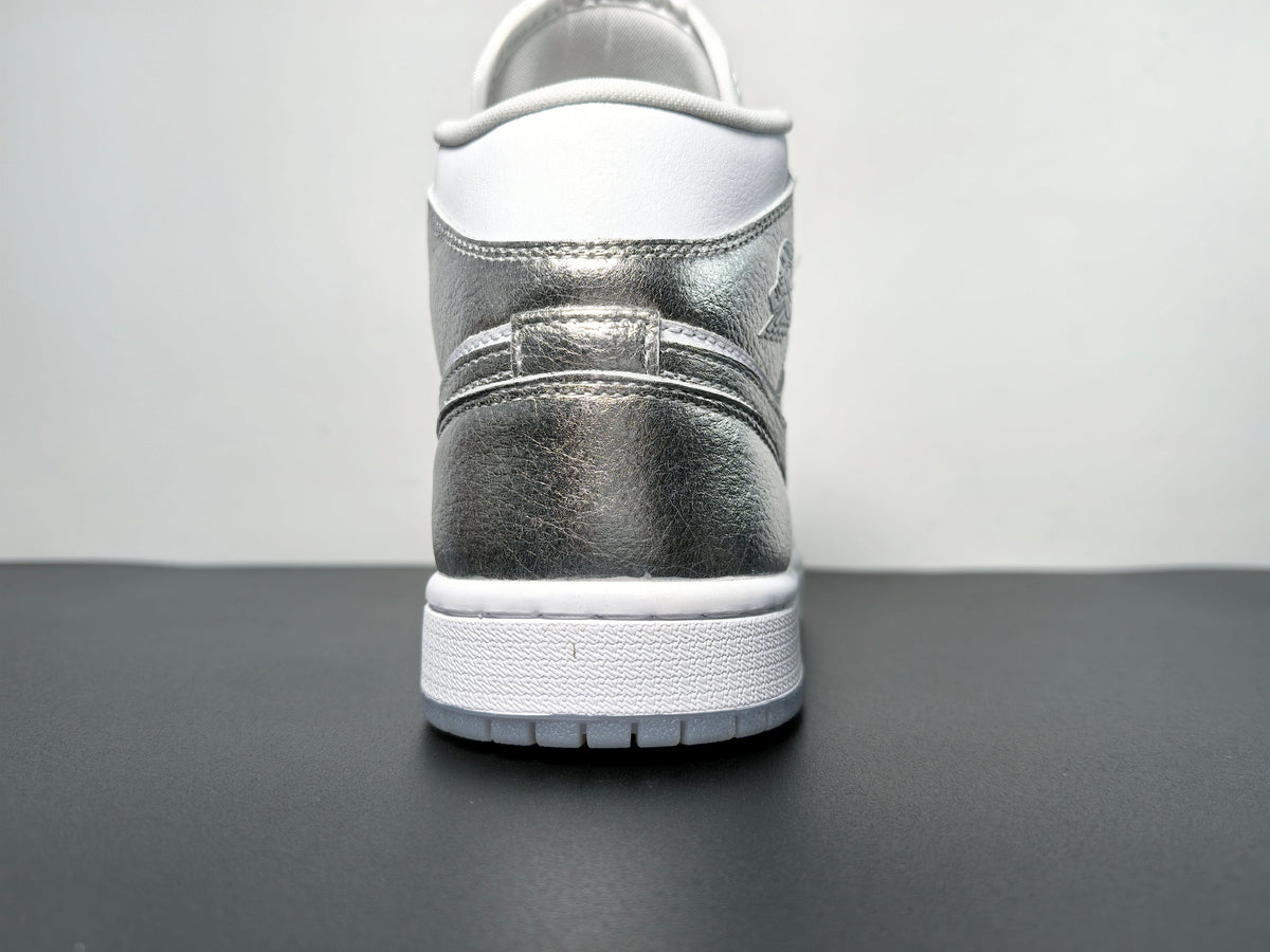 Air Jordan 1 Mid “Metallic Silver” FN5031-100 - Angle View 5