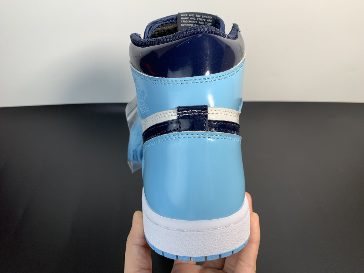 Air Jordan 1 High OG University Blue- CD0461 401 - Angle View 7
