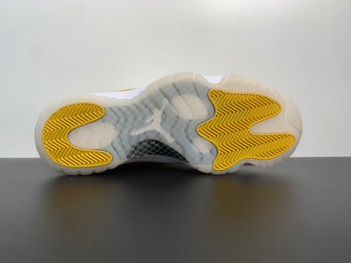 Air Jordan 11 Low WMNS Yellow Snakeskin AH7860-107 - Angle View 10