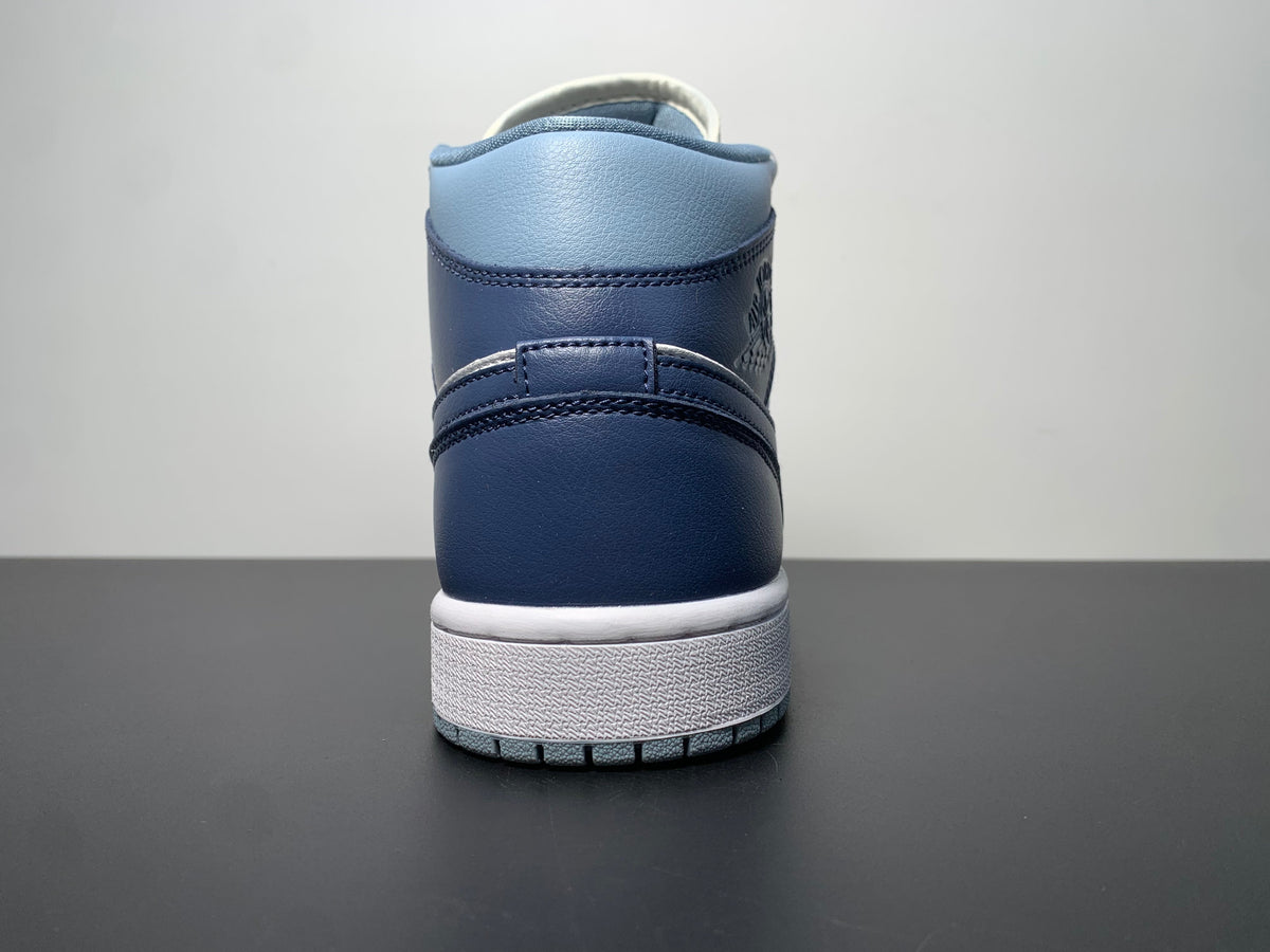 Air Jordan 1 Mid Diffused Blue BQ6472-140 - Angle View 7