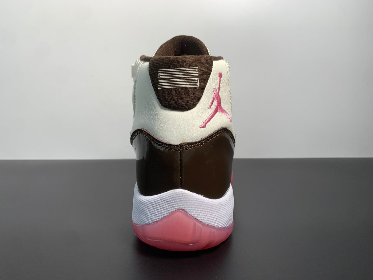 Air Jordan 11 Retro CT8012-126 - Angle View 6