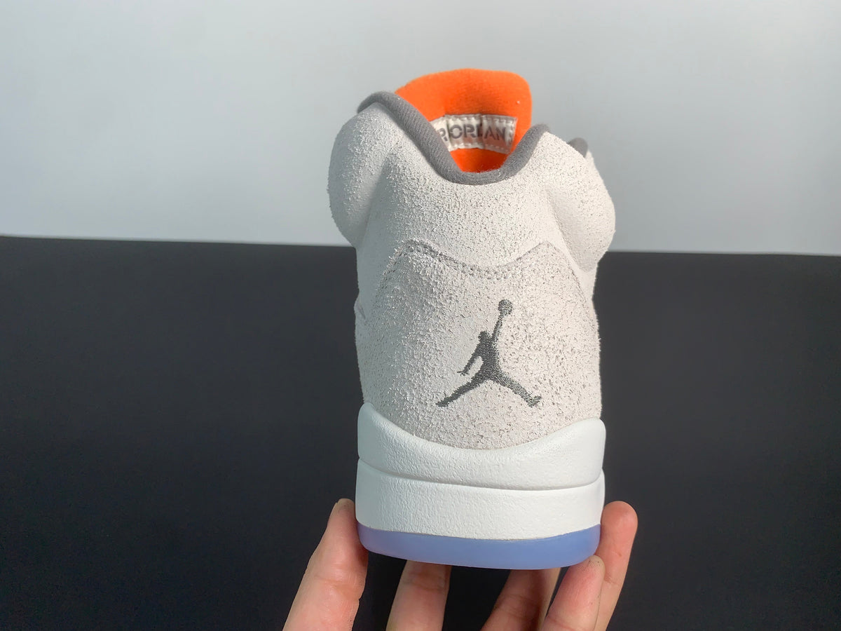 Air Jordan 5 SE Craft Light Orewood Brown FD9222-180 - Angle View 8