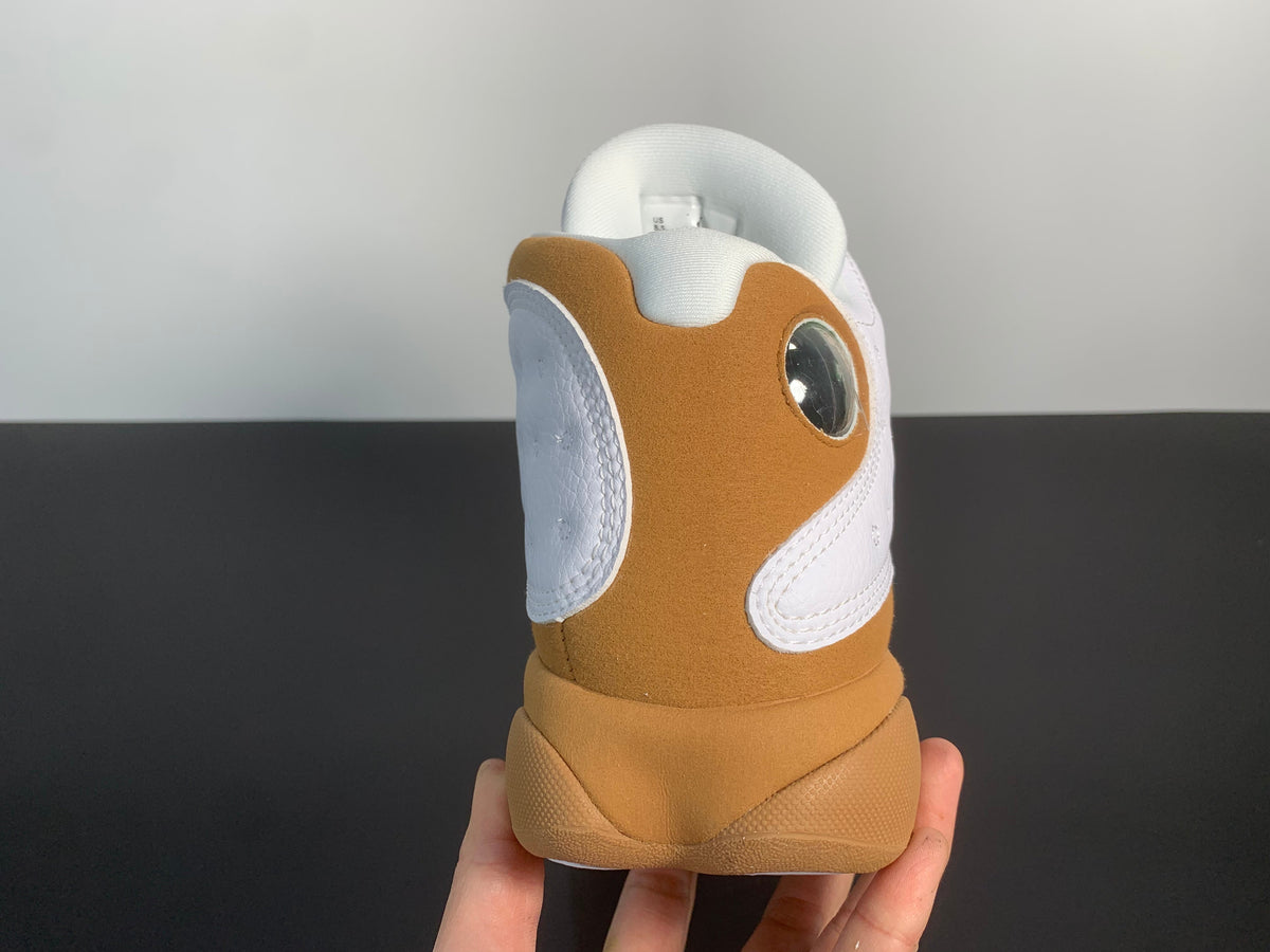 Air Jordan 13 Retro 'Wheat' 2023 - Angle View 6