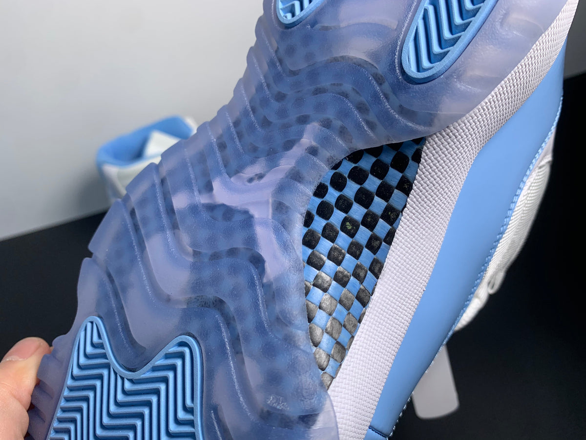 Air Jordan 11 UNC CT8012-141 - Angle View 6