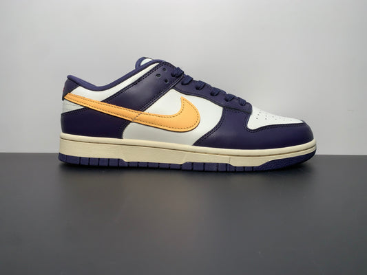 Nike Dunk Low“From Nike To You” - View 1
