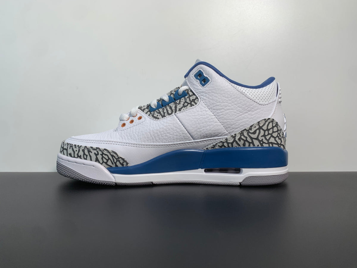 Air Jordan 3 Retro “wizards” CT8532-148 - Angle View 2