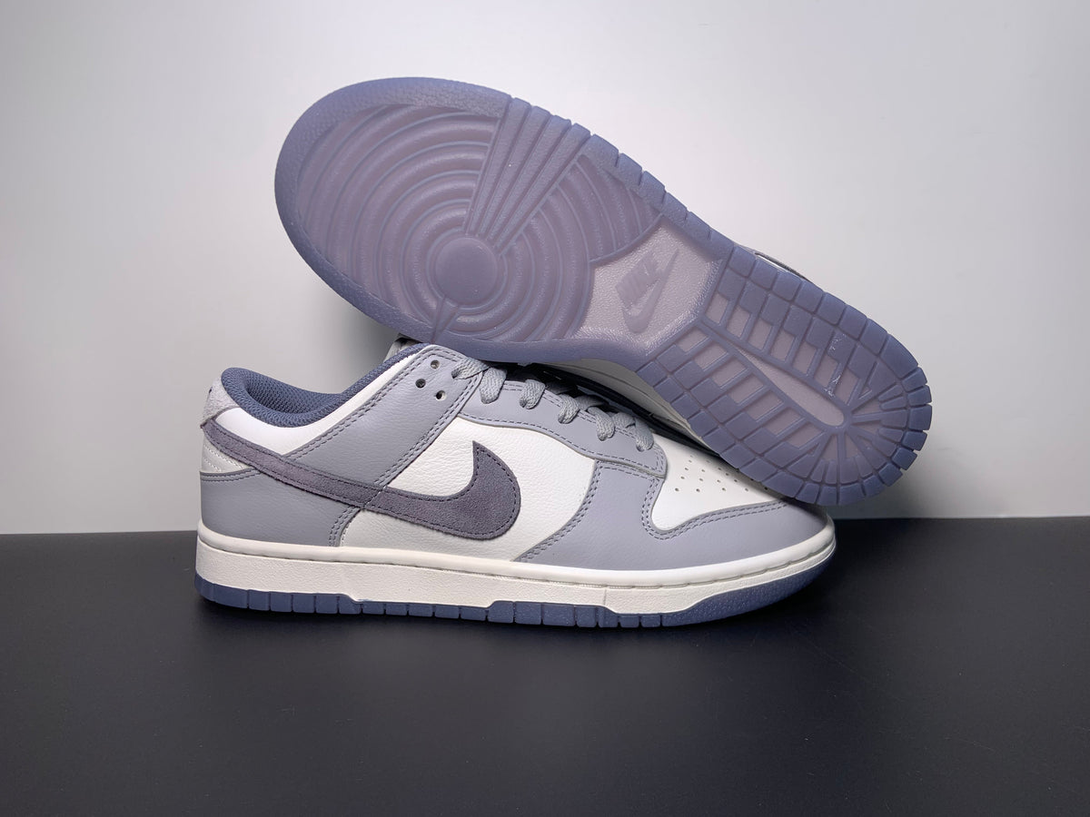 Nike Dunk Low Light Carbon - View 4
