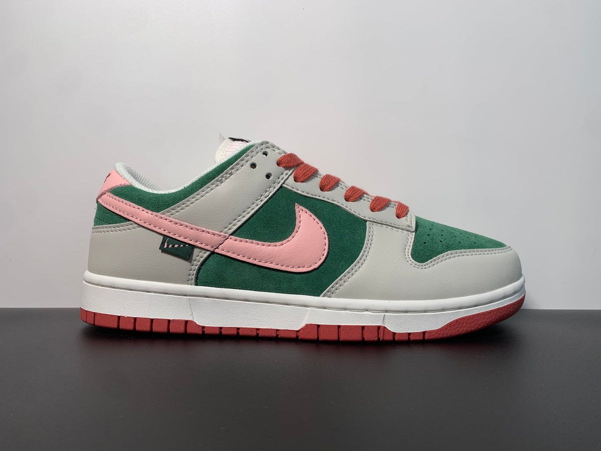 KICKS LOUNGE  Nike Dunk Low All Petals United FN8923-061 - View 1