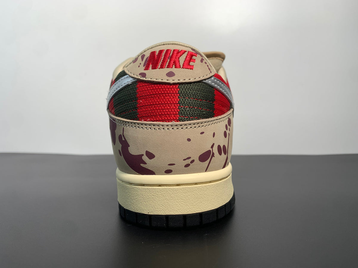 Nike SB Dunk Low Pro ‘Freddy Krueger’ 313170-202 - View 10