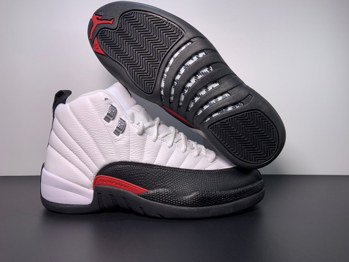 Air Jordan 12 Retro 'Taxi Flip' - Angle View 7