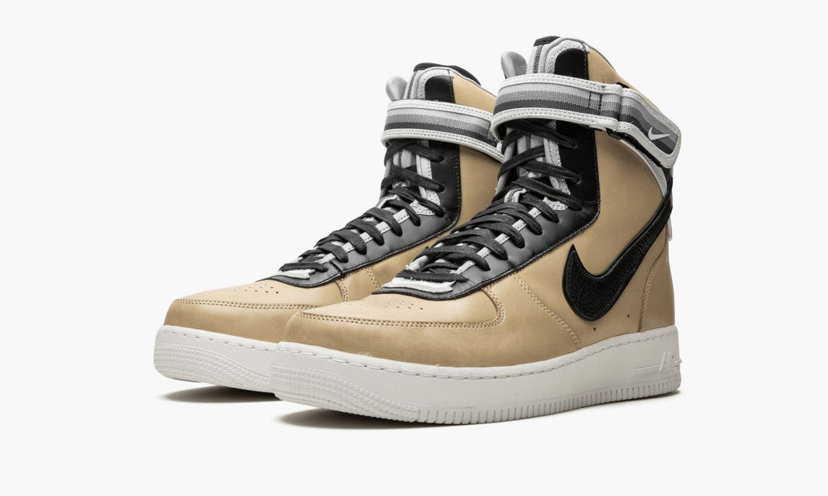 Air Force 1 Hi SP Tisci "Tan" - Angle View 3