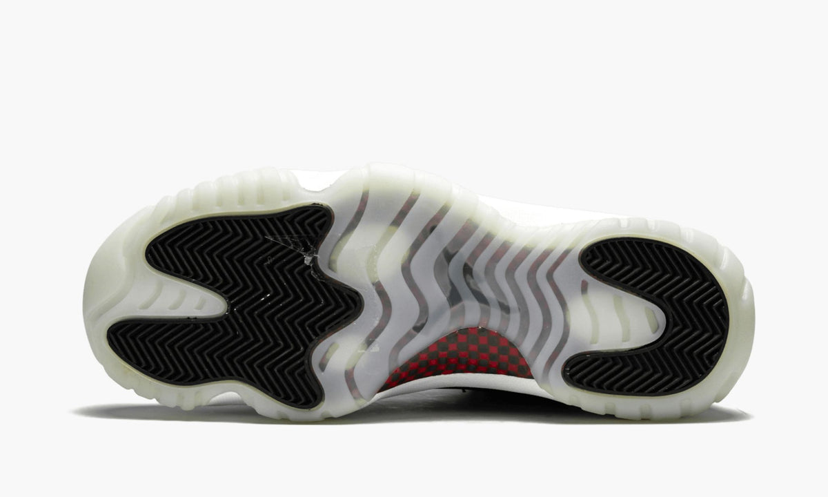 Air Jordan 11 Retro "72-10" - Angle View 6