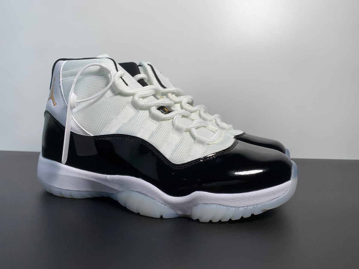 Air Jordan 11“DMP” CT8012-170 - Angle View 2