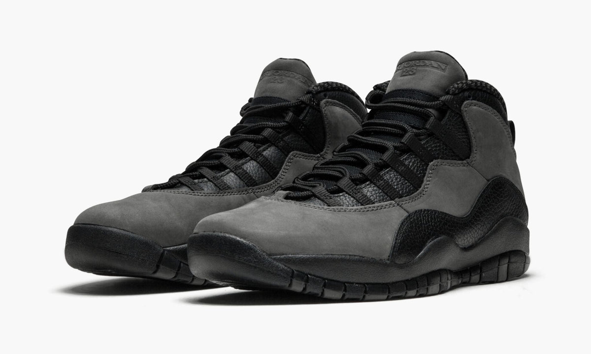Air Jordan 10 Retro "Shadow - 2018 Release" - Angle View 3