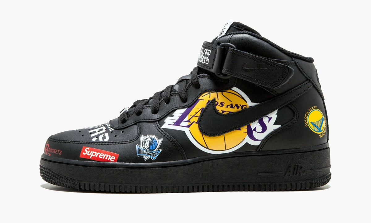 Air Force 1 Mid '07 / Supreme "NBA" - Angle View 2