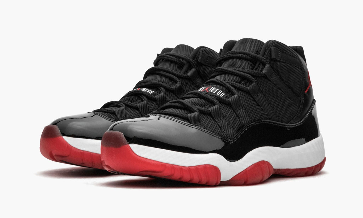 Air Jordan 11 Retro "Bred" - Angle View 3