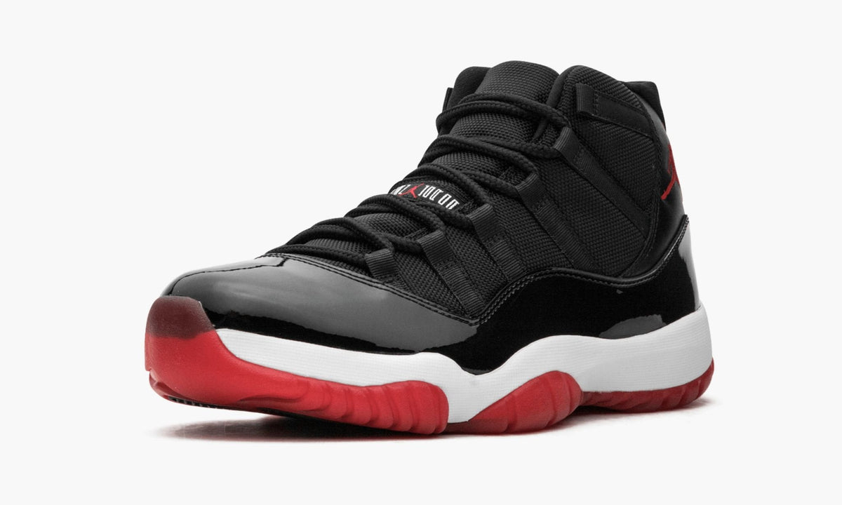 Air Jordan 11 Retro "Bred" - Angle View 5
