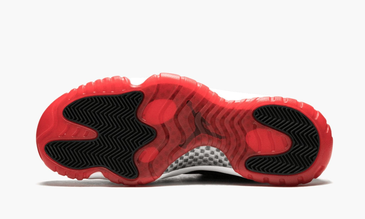 Air Jordan 11 Retro "Bred" - Angle View 6