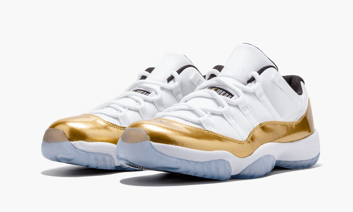 Air Jordan 11 Retro Low "Closing Ceremony" - Angle View 3