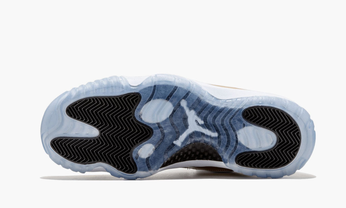 Air Jordan 11 Retro Low "Closing Ceremony" - Angle View 6