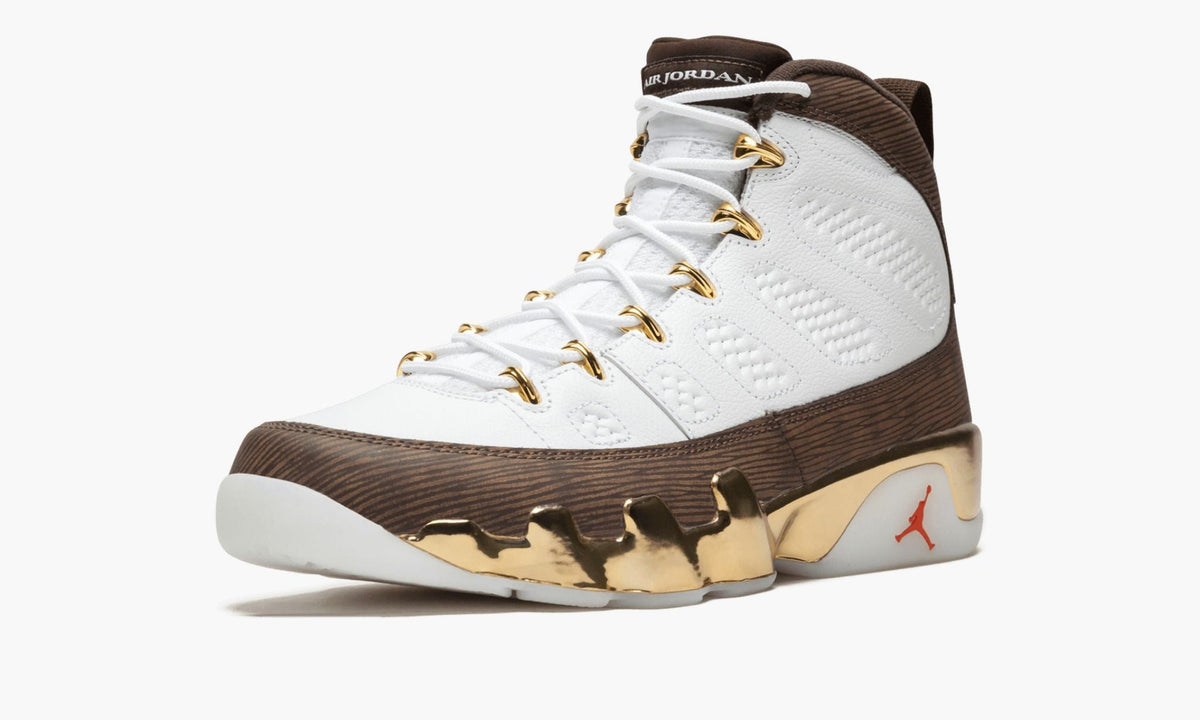 Air Jordan 9 Retro "Carmelo Anthony" - Angle View 5