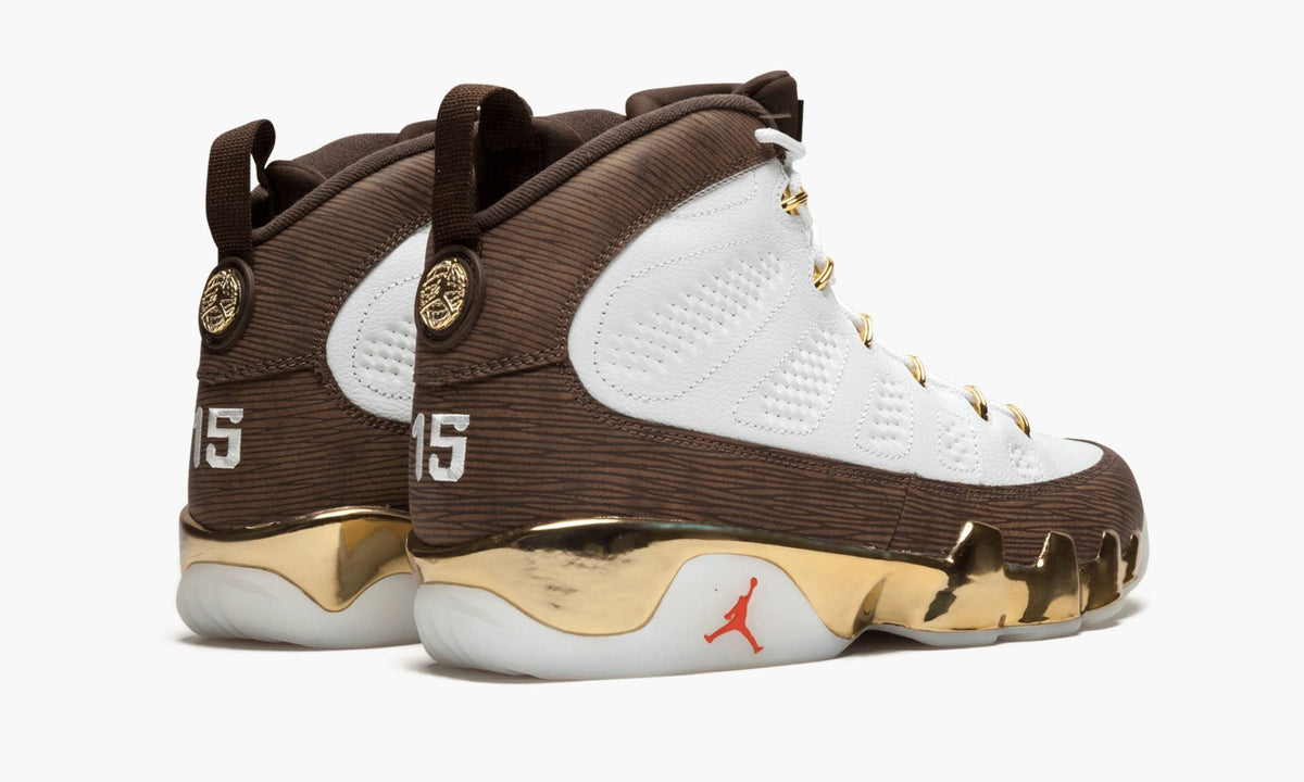 Air Jordan 9 Retro "Carmelo Anthony" - Angle View 4