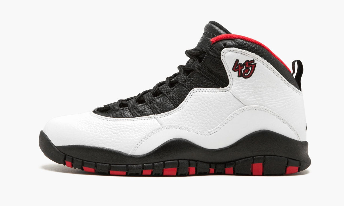 Air Jordan 10 Retro "Double Nickel" - Angle View 2
