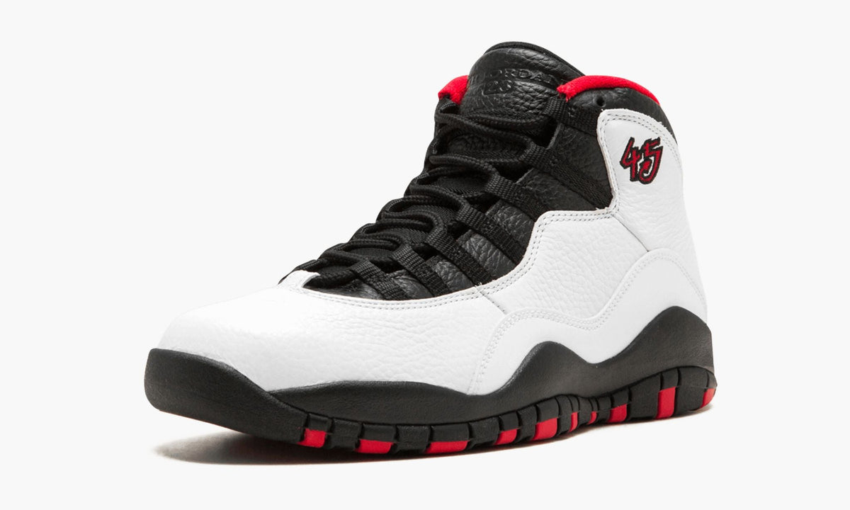 Air Jordan 10 Retro "Double Nickel" - Angle View 5