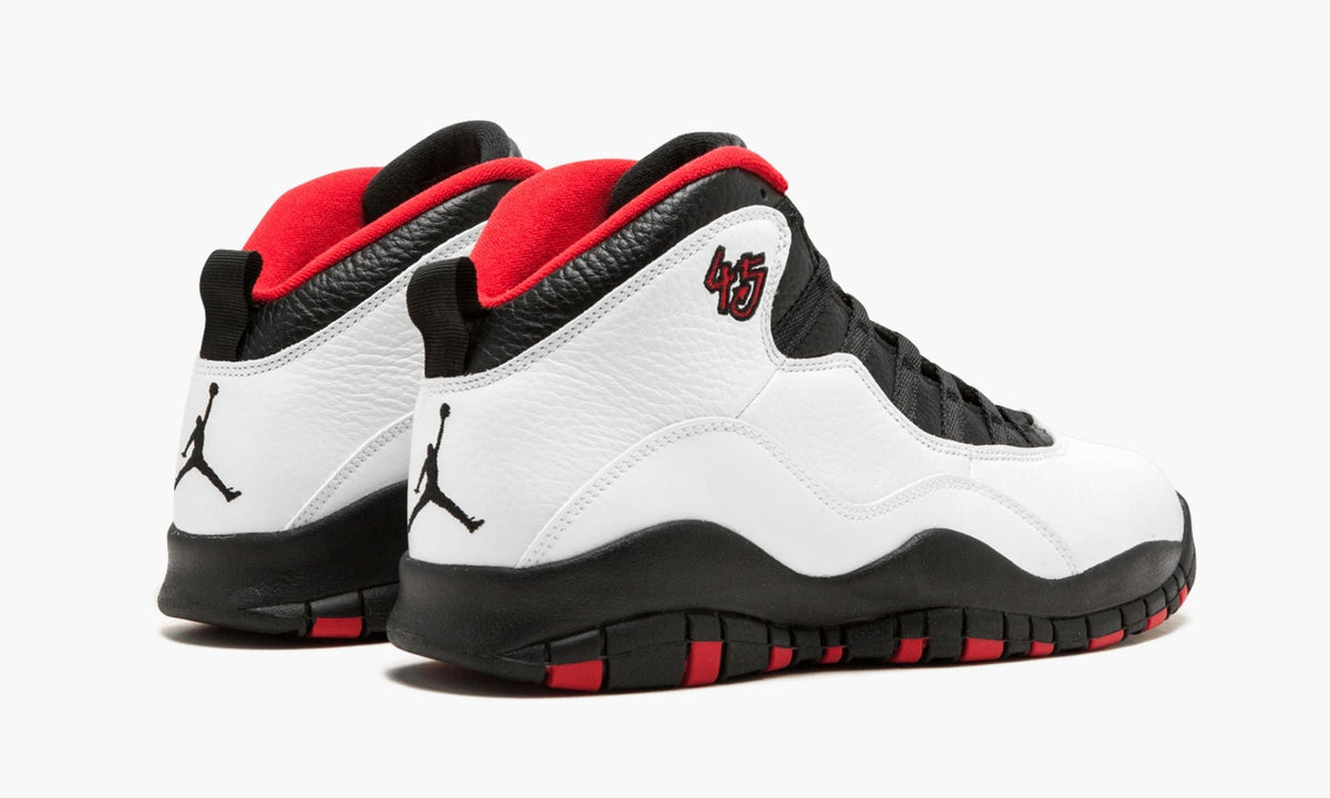 Air Jordan 10 Retro "Double Nickel" - Angle View 4