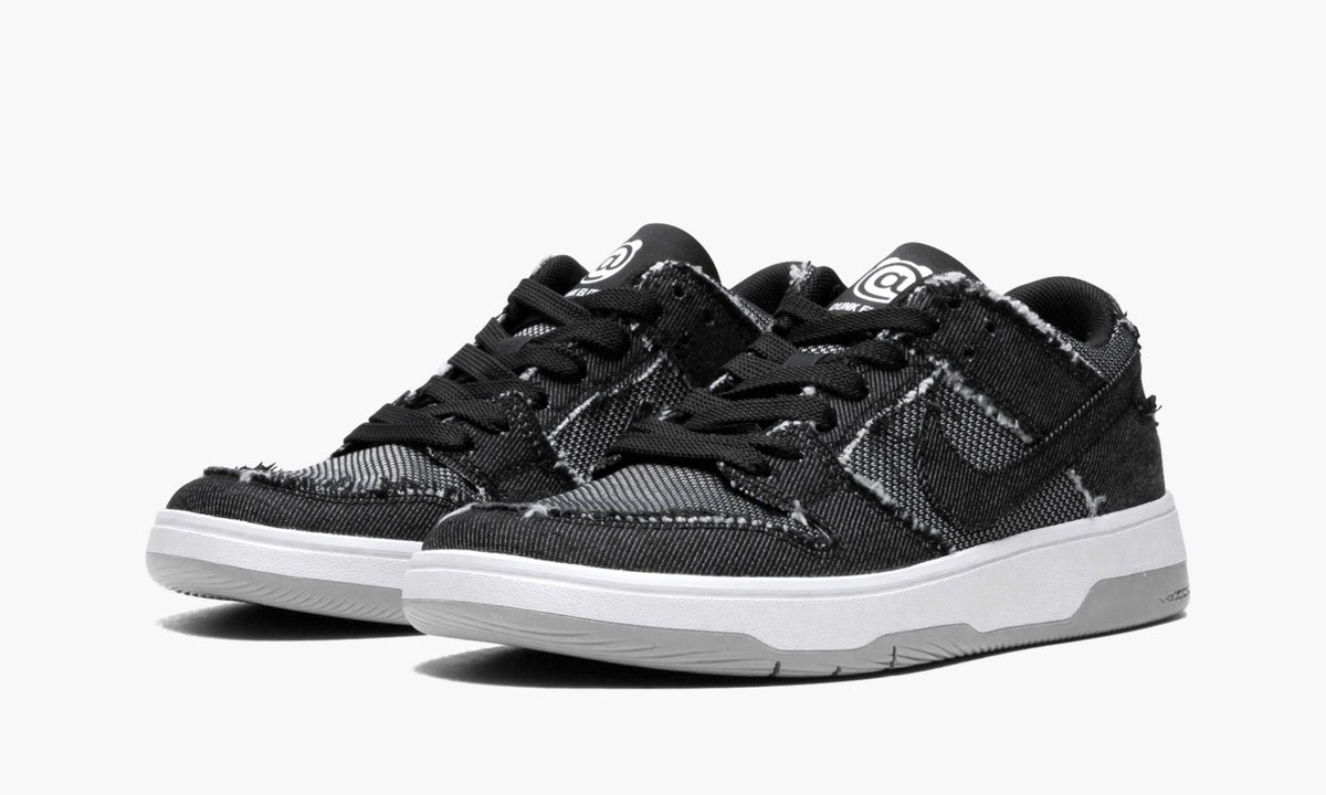 SB Zoom Dunk Low Elite QS "Medicom - BE@RBRICK" - View 3