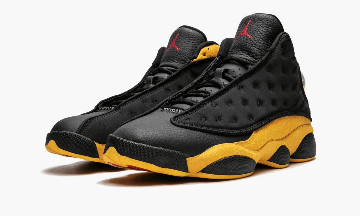 Air Jordan 13 "Melo Class of 2002" - Angle View 3