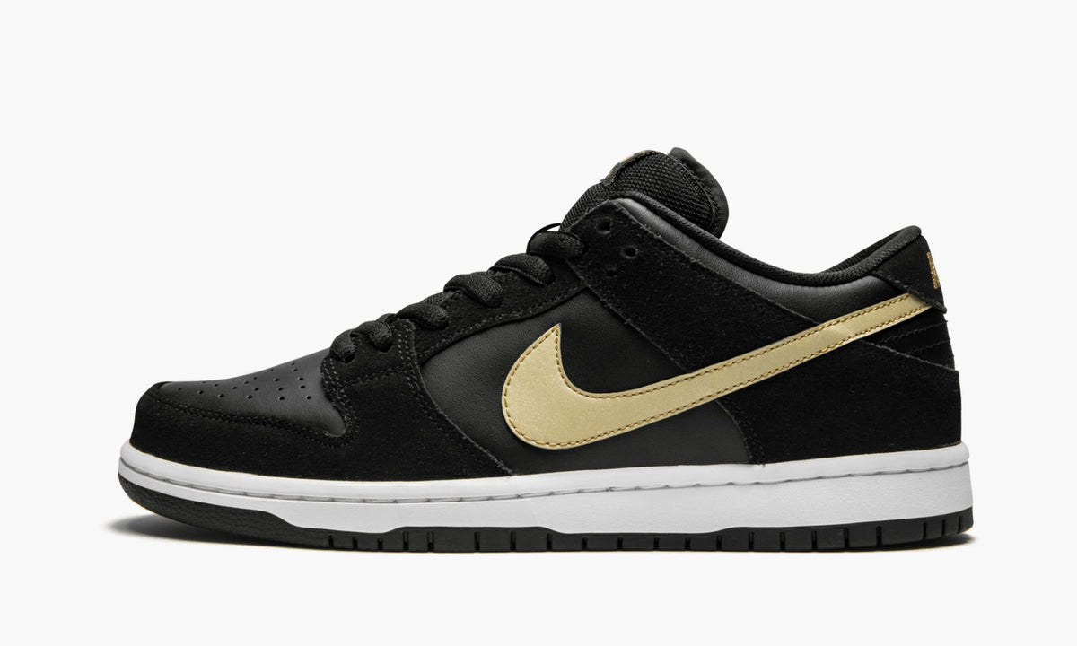 SB Dunk Low Pro "Takashi" - View 2