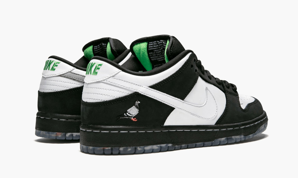 SB Dunk Low Pro OG QS "Panda Pigeon" - View 4