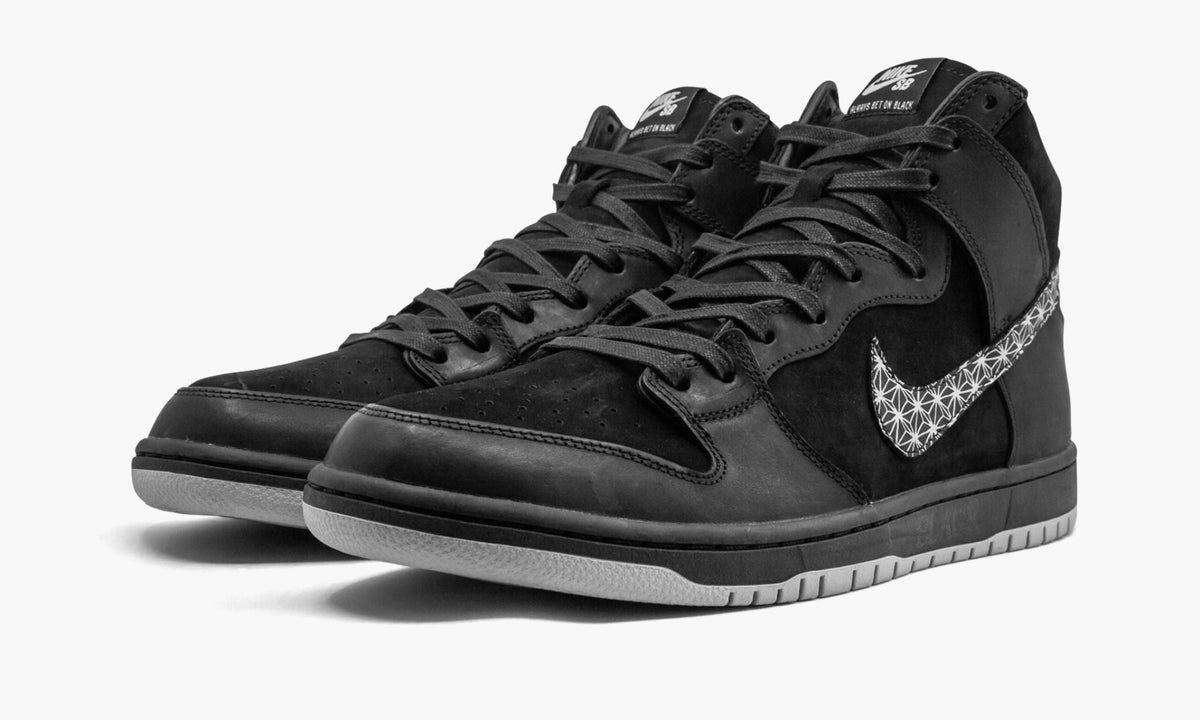 SB Zoom Dunk High Pro Qs "Black Bar" - View 3