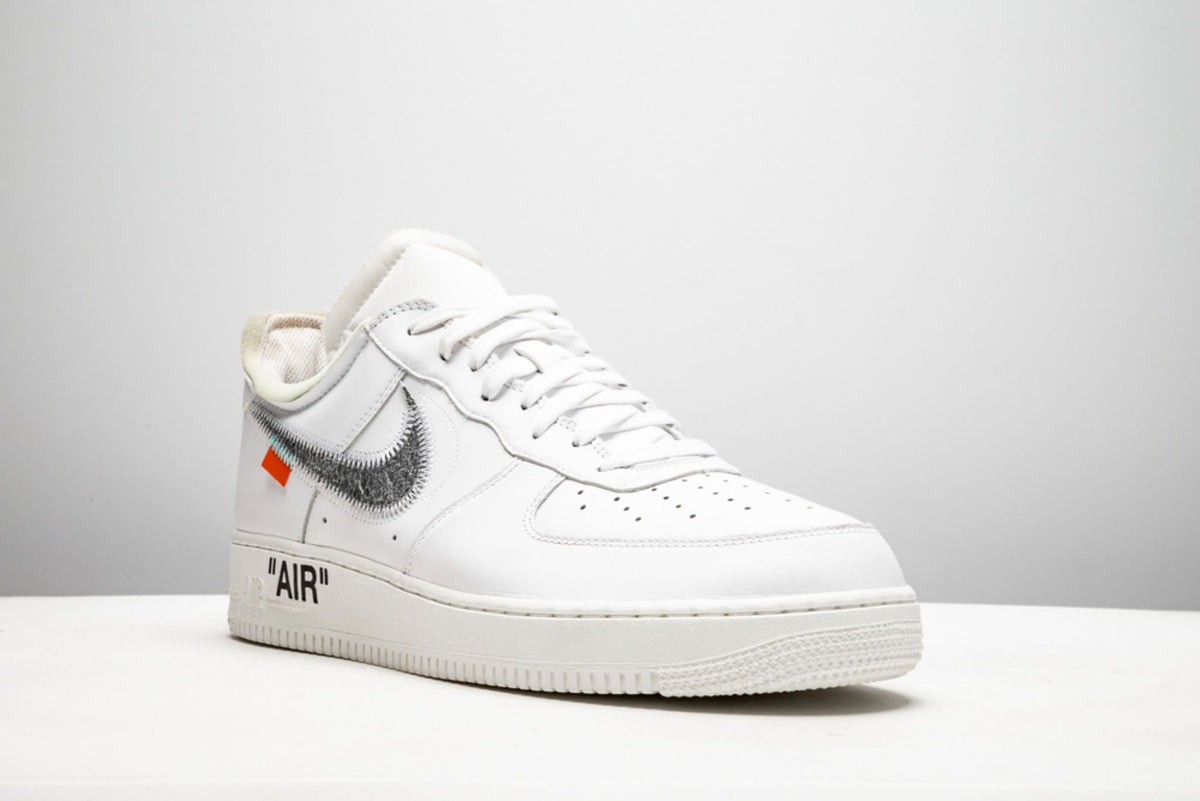 Air Force 1 07 "Off-White - ComplexCon" - Angle View 10